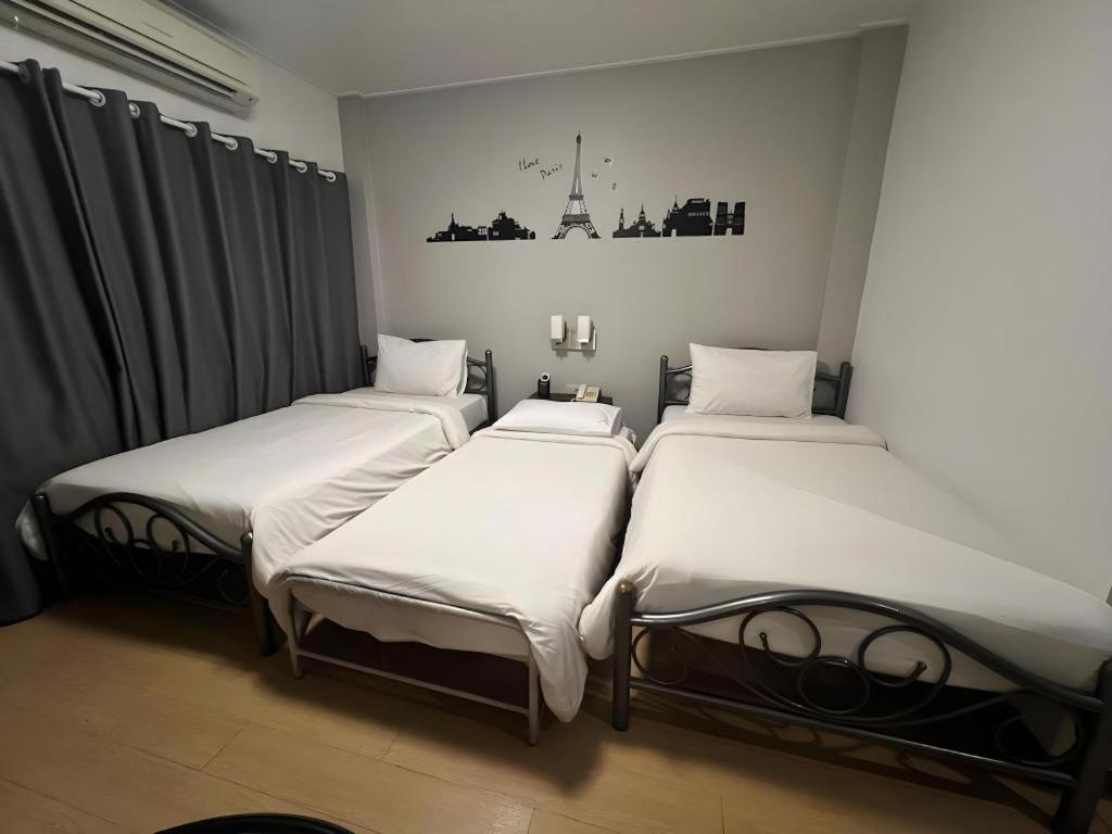 Intown Residence Bangkok Luaran gambar
