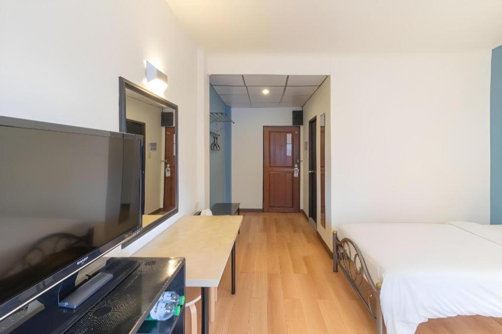 Intown Residence Bangkok Luaran gambar